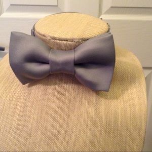 Bow tie